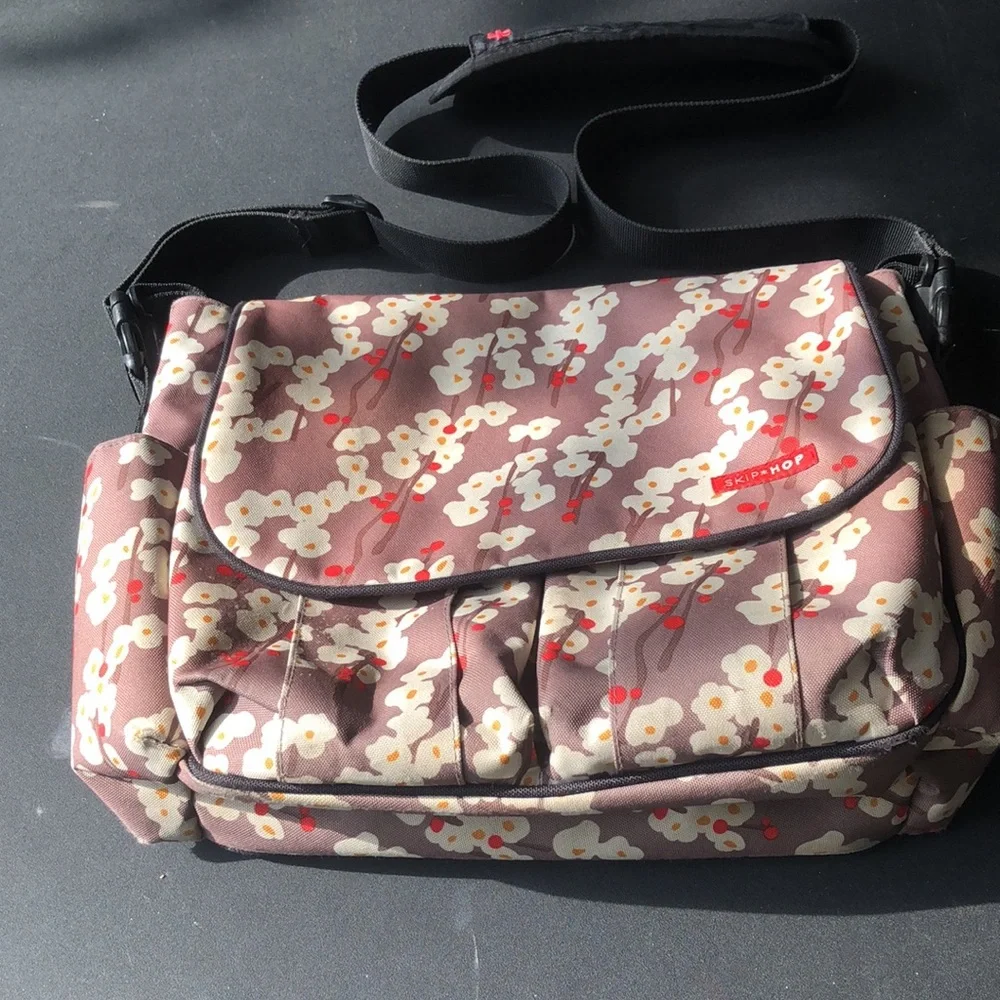 SKIP * HOP. EUC Diaper Bag. Asian floral